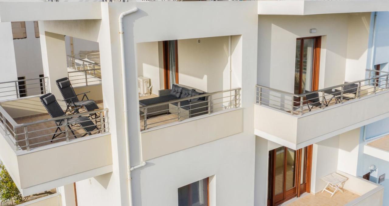 Ammos Apartment - Brand New, Stylish, By The Beach Kíssamos Zewnętrze zdjęcie